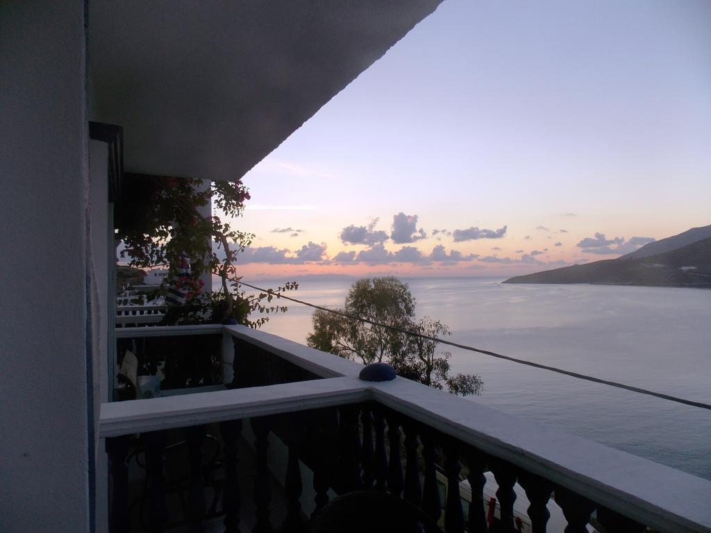 Annas Studios Livadia  Esterno foto