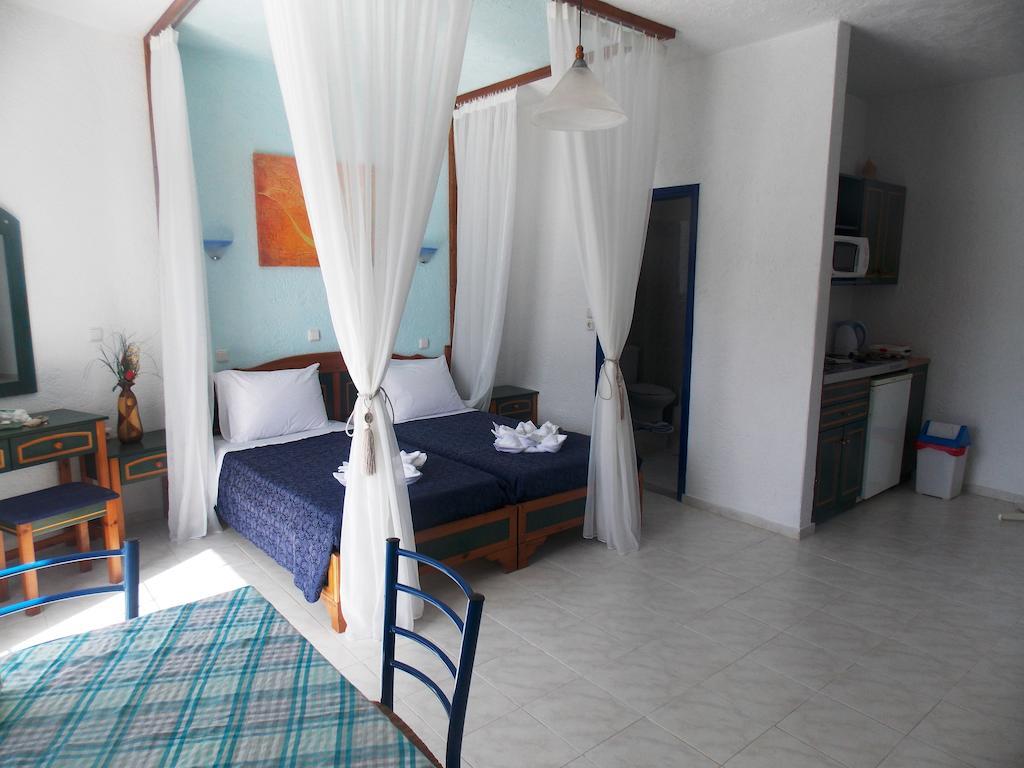 Annas Studios Livadia  Esterno foto